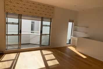 B5/15 Scanlan Street, Grey Lynn