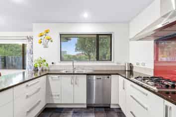 7 Bridge Street, SOUTHBRIDGE