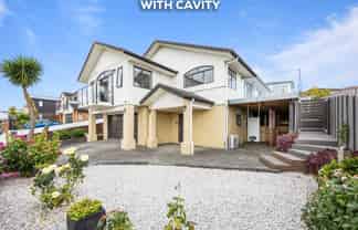  Saralee Drive, Manurewa