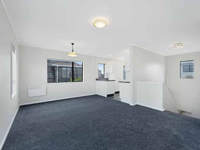 a/8 Shastri Terrace, Khandallah