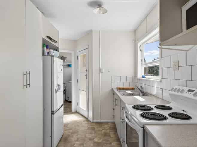 117 Main Road, Makaraka