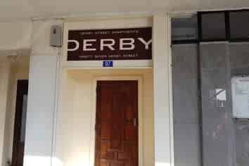 4/97 Derby Street, Gisborne