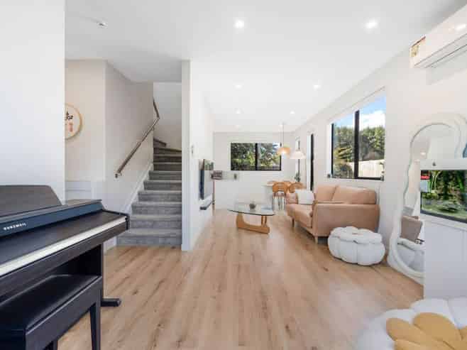 21F Grotto St, Onehunga