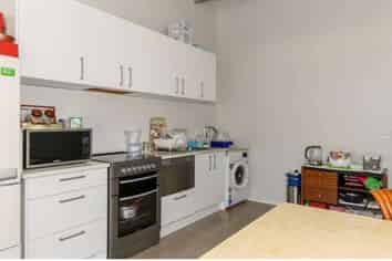 Ground flo/154  Hobsonville Point Road , Hobsonville