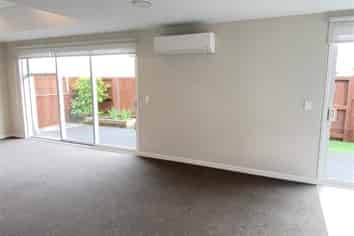 47 St Pauls Drive, Brookfield