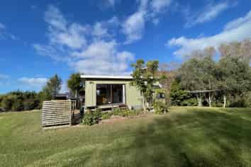 85 Te Pahi River Drive, Paparoa