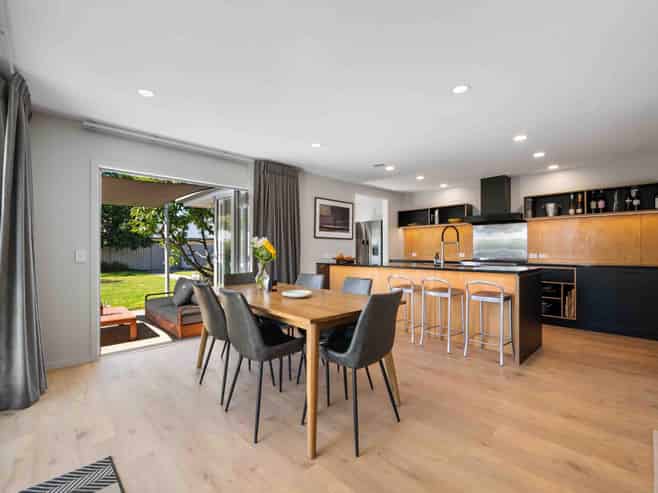 1 Elizabeth Place, Clyde