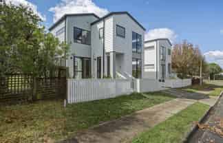 7D Buisson Glade, West Harbour