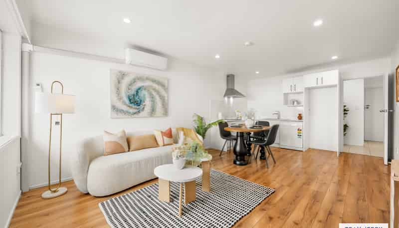 2/14 Campbell Road, One Tree Hill