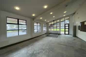 Versatile medical or office space