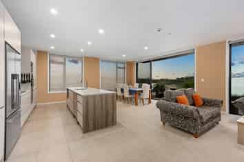 (501)302/1 Cavalli Road, Long Bay