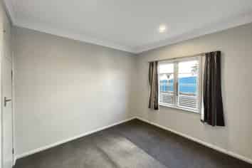 321a Botanical Road, West End