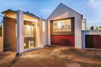 26 Himalaya Crescent, Lynfield