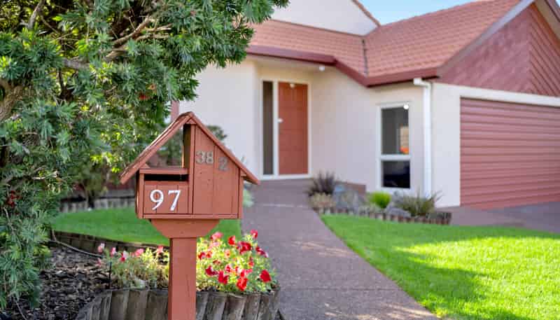 97 Gosford Drive, Botany Downs