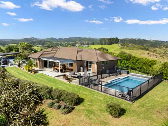 50 Waionehu Road, Waipu