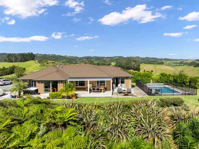 50 Waionehu Road, Waipu