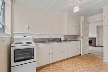 3 Freyberg Avenue, Sawyers Bay