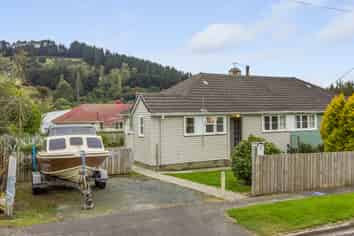 3 Freyberg Avenue, Sawyers Bay