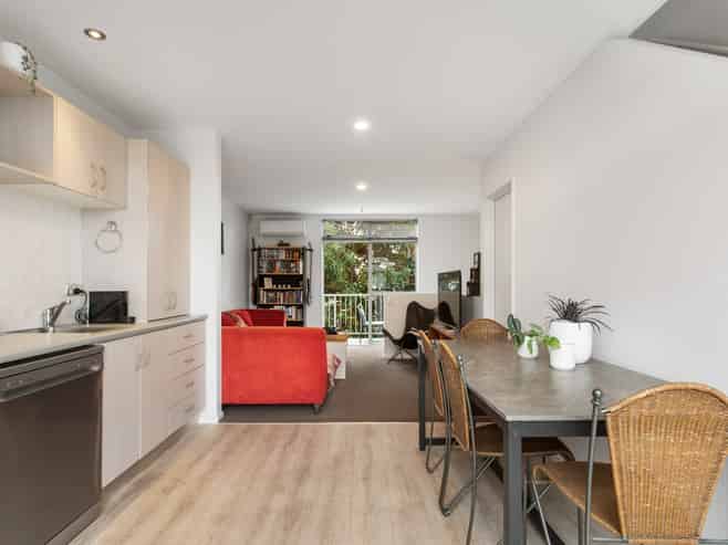 6/54 Champion Street, Saint Albans