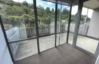 4/1 Angle Street, Picton