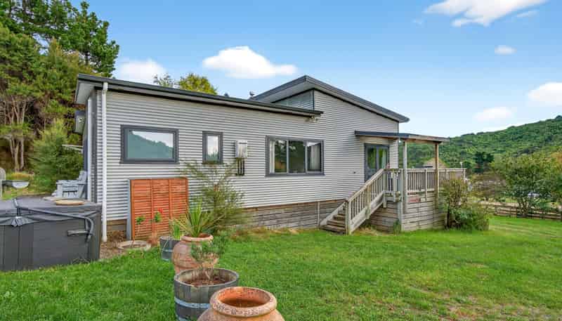 5528 Masterton Castlepoint Road, Castlepoint