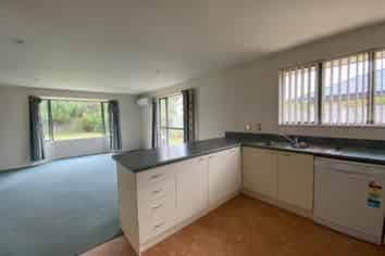 14 Iroquois Place, Wigram