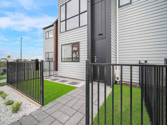 5 Bei Road, Takanini