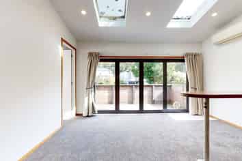 233 Ohiro Valley Road , Brooklyn