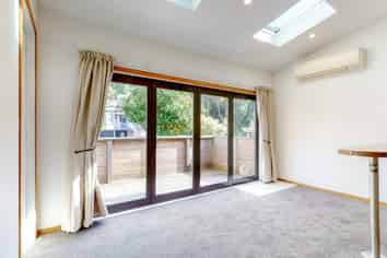 233 Ohiro Valley Road , Brooklyn