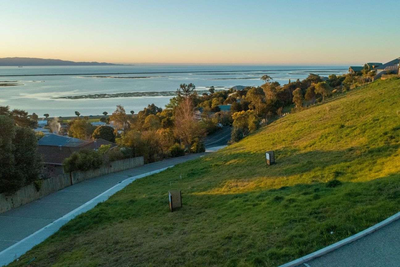 Stunning sea views await! - Aanzicht 4