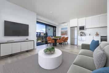 102/4 Range View Road, Mount Albert