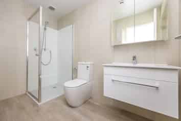 102/4 Range View Road, Mount Albert