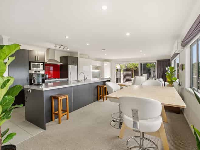 142a Heta Road, Highlands Park