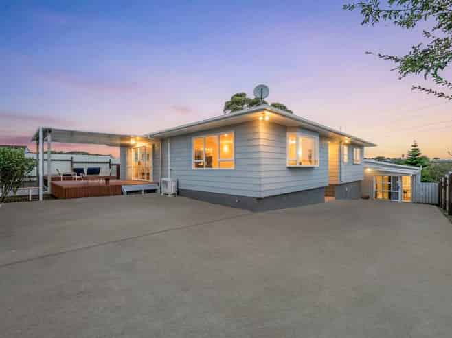 11 Caserta Place, Clover Park