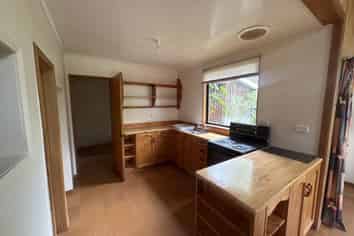 Nelson & Bays - Address withheld