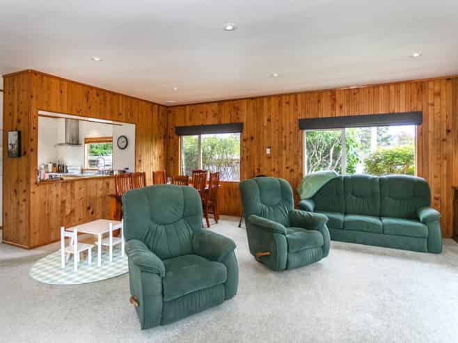 40 Driving Creek Road, Coromandel