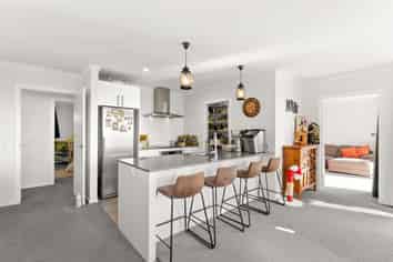 210 Waikite Road, Welcome Bay