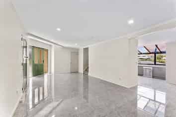 18 Pistachio Place, Goodwood Heights