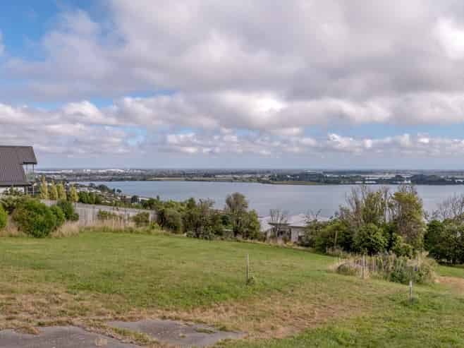 31 Glendevere Terrace, Redcliffs