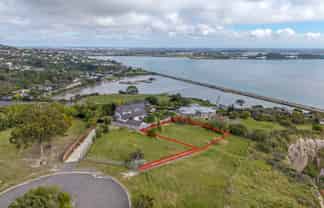 31 Glendevere Terrace, Redcliffs