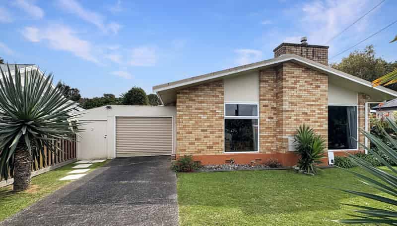 2 St Leonard Street, Saint Johns Hill