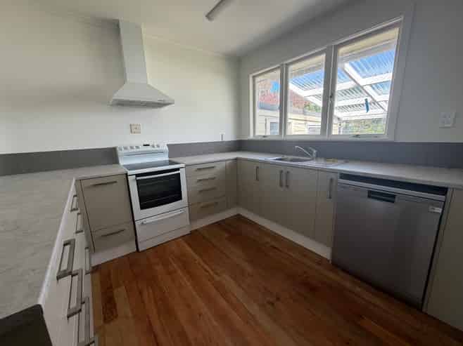 63 Wycliffe Street, Onekawa