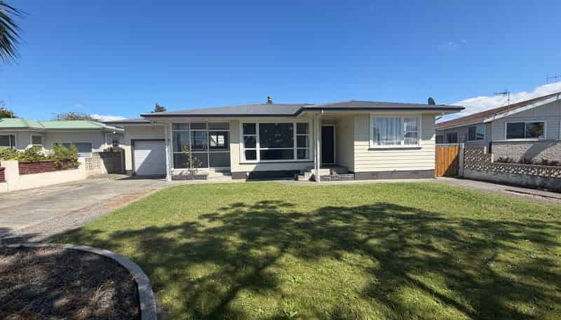 63 Wycliffe Street, Onekawa