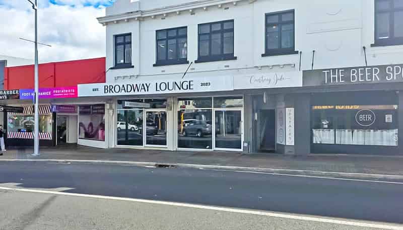  Broadway, Papakura