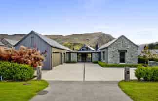 2 Dalgleish Lane, Arrowtown