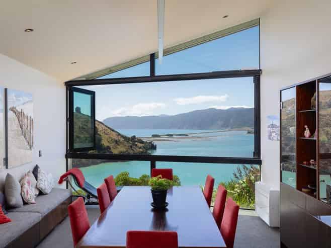 711c Cable Bay Road, Hira