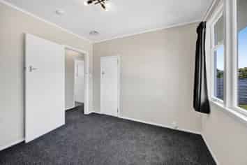 1A Robbins Cres, Hawera