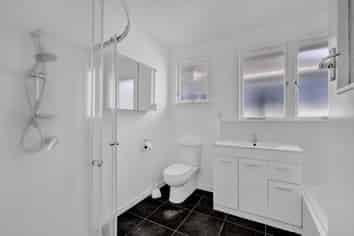 1A Robbins Cres, Hawera