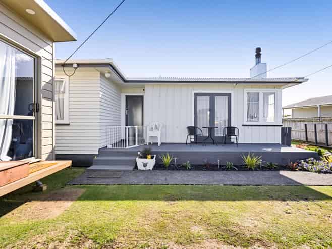 8 Pacey Avenue, Hawera
