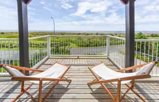 30 Beach Road, Collingwood